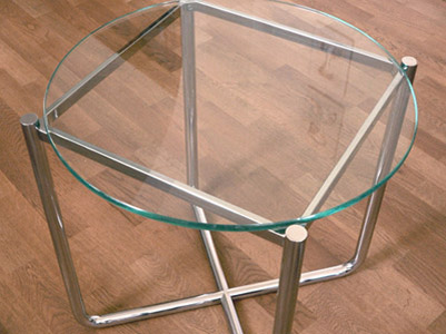 Stůl z nerez oceli se skleněnou deskou